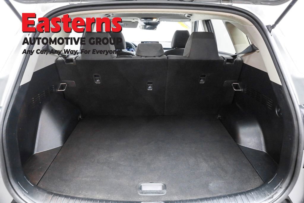 Used 2023 Kia Seltos LX image 9