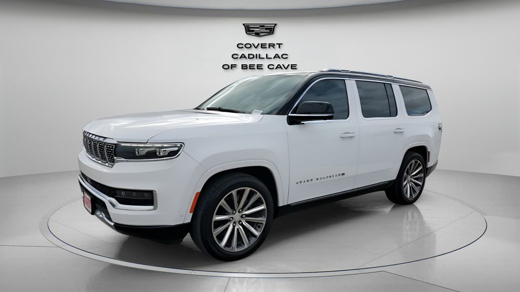 Used 2023 Jeep Grand Wagoneer 4WD image 3