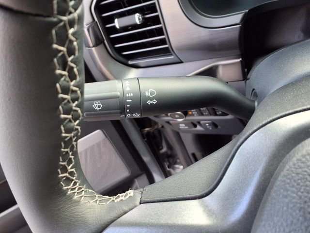 Certified 2025 Ford F150 Lariat w/ Equipment Group 501A Mid AWD/4WD image 10