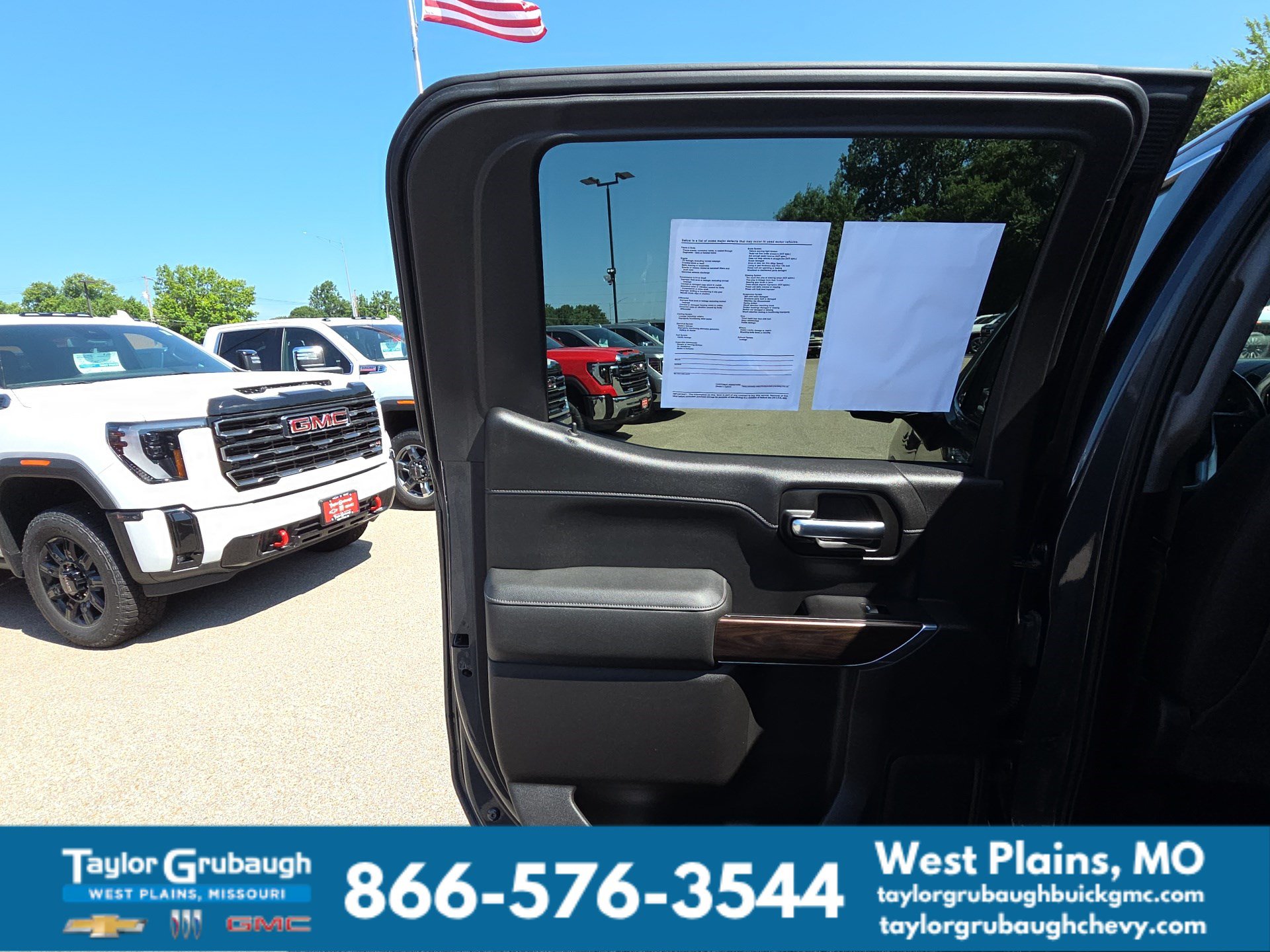 Used 2020 GMC Sierra 1500 SLT AWD/4WD image 28