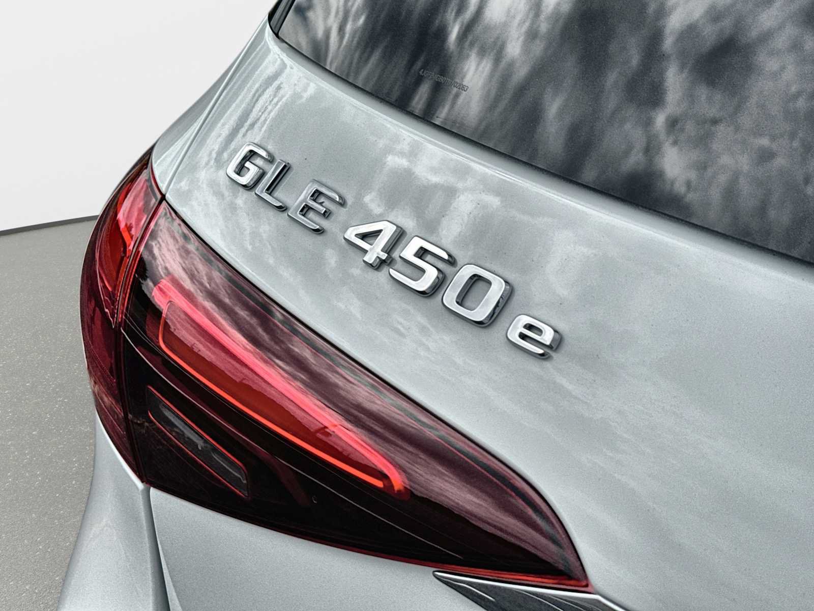 New 2026 Mercedes-Benz GLE 450e 4MATIC image 16
