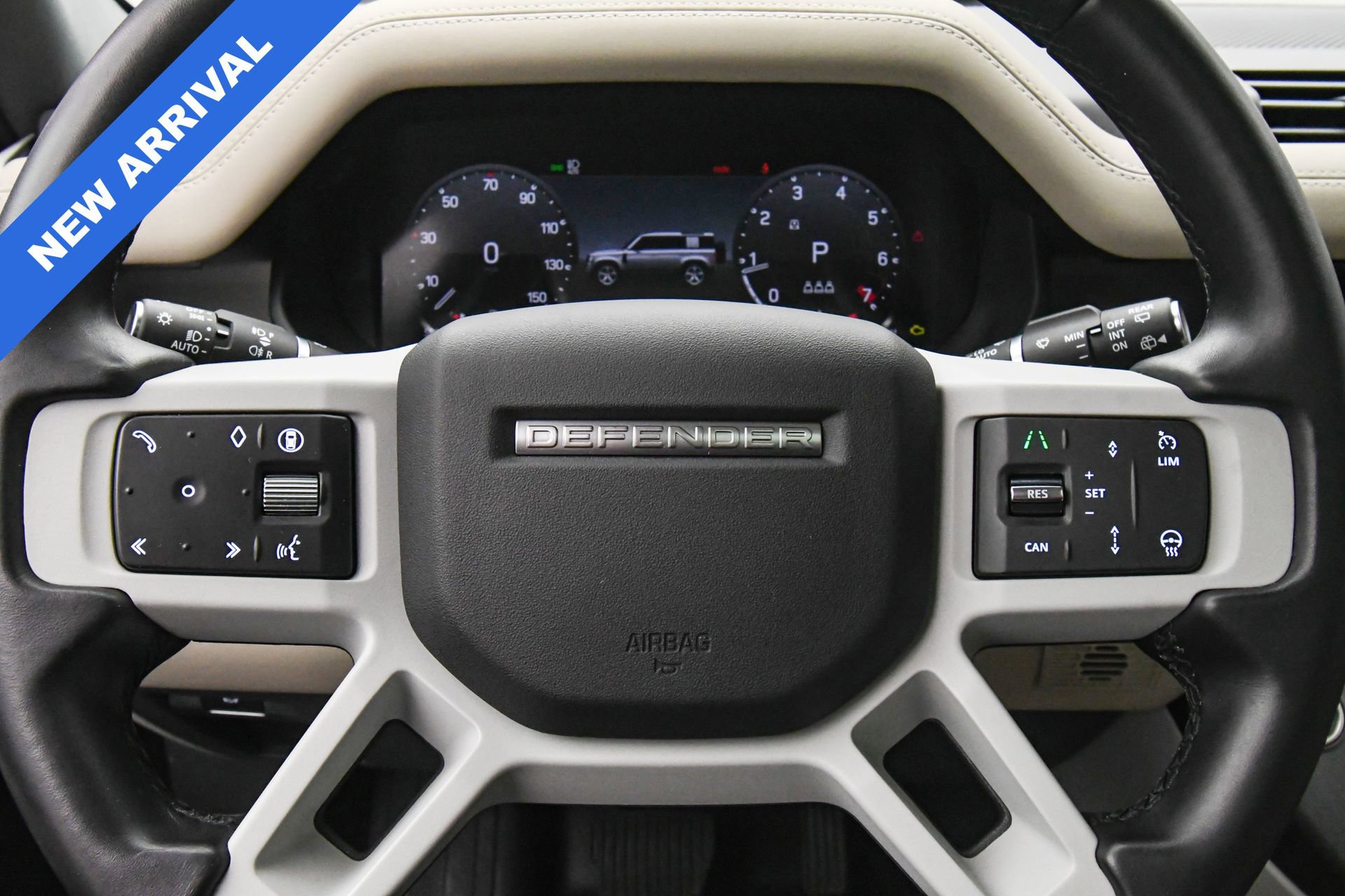 Used 2024 Land Rover Defender 110 S image 35