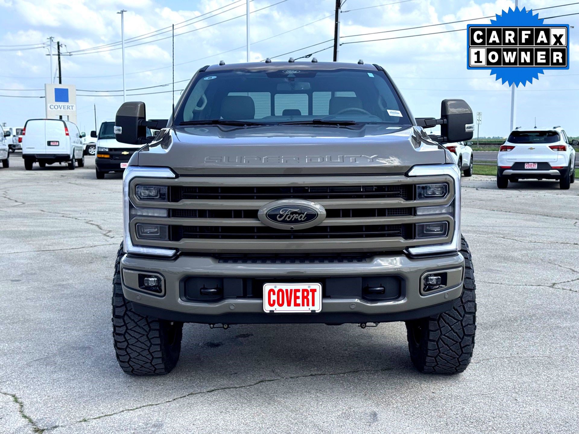 Used 2026 Ford F250 Platinum w/ Platinum Plus Package image 4