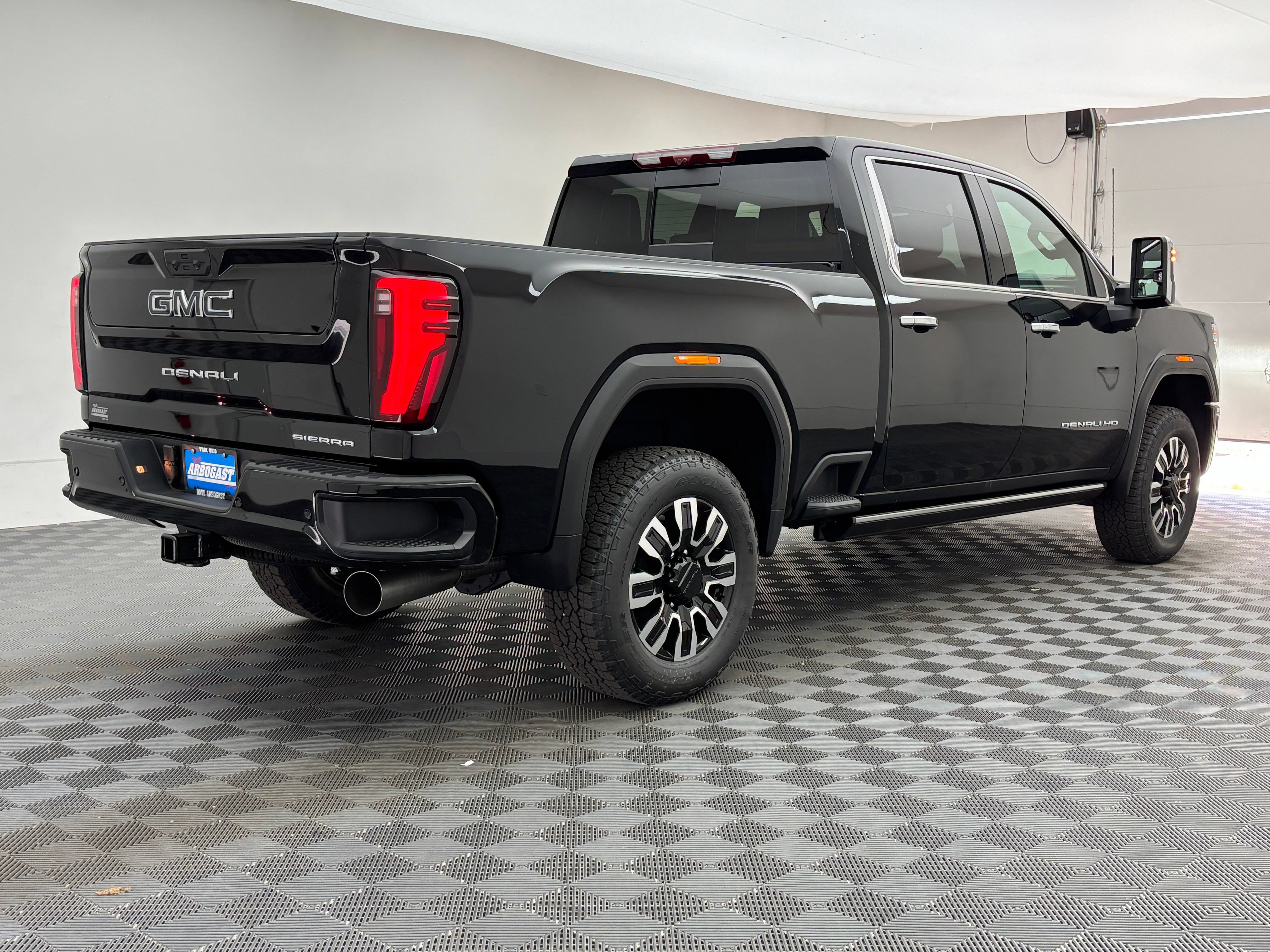 New 2026 GMC Sierra 2500 Denali Ultimate AWD/4WD image 10