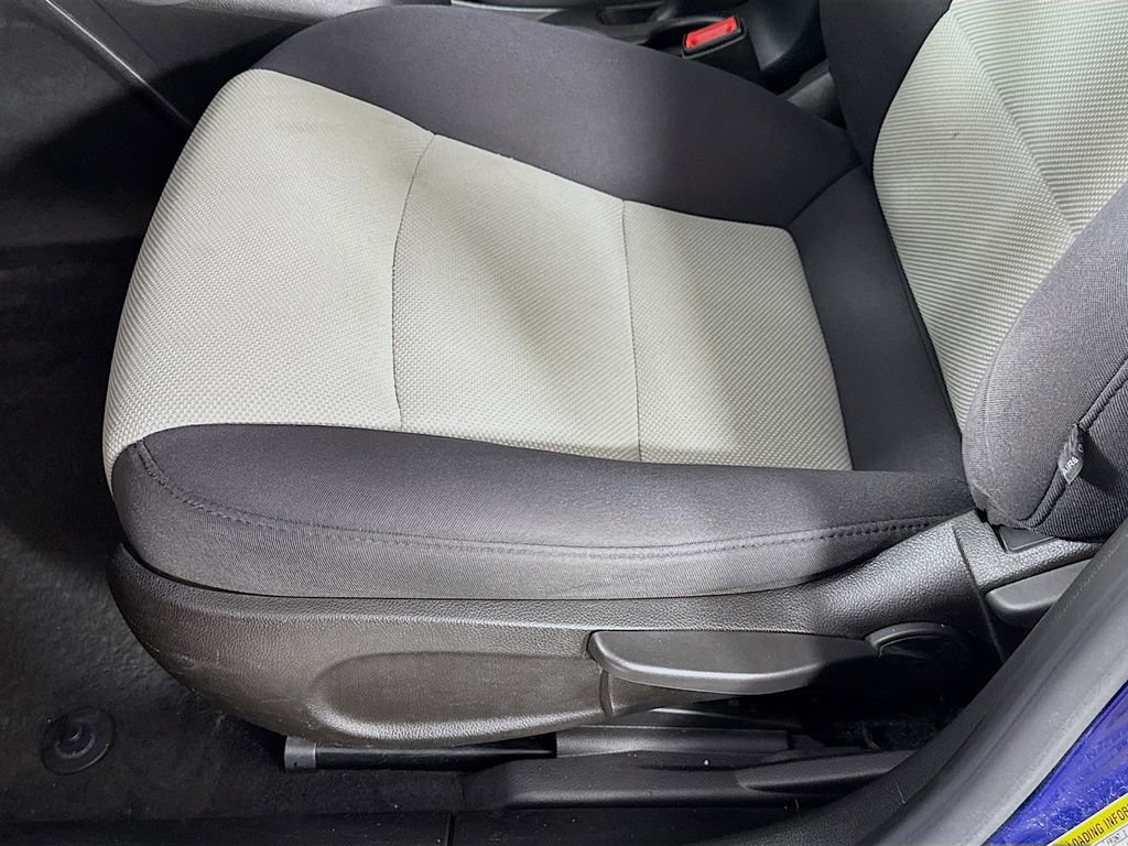 Used 2013 Chevrolet Cruze LS FWD image 21