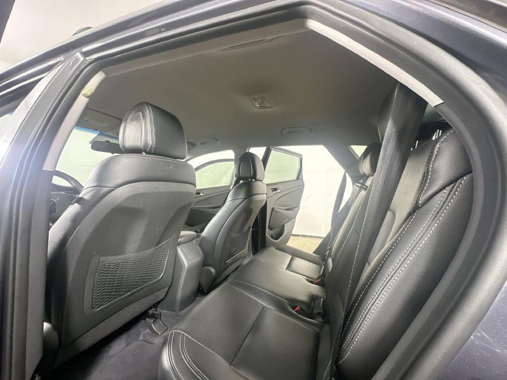 Used 2017 Hyundai Tucson SE w/ SE Popular Package 02 FWD image 15