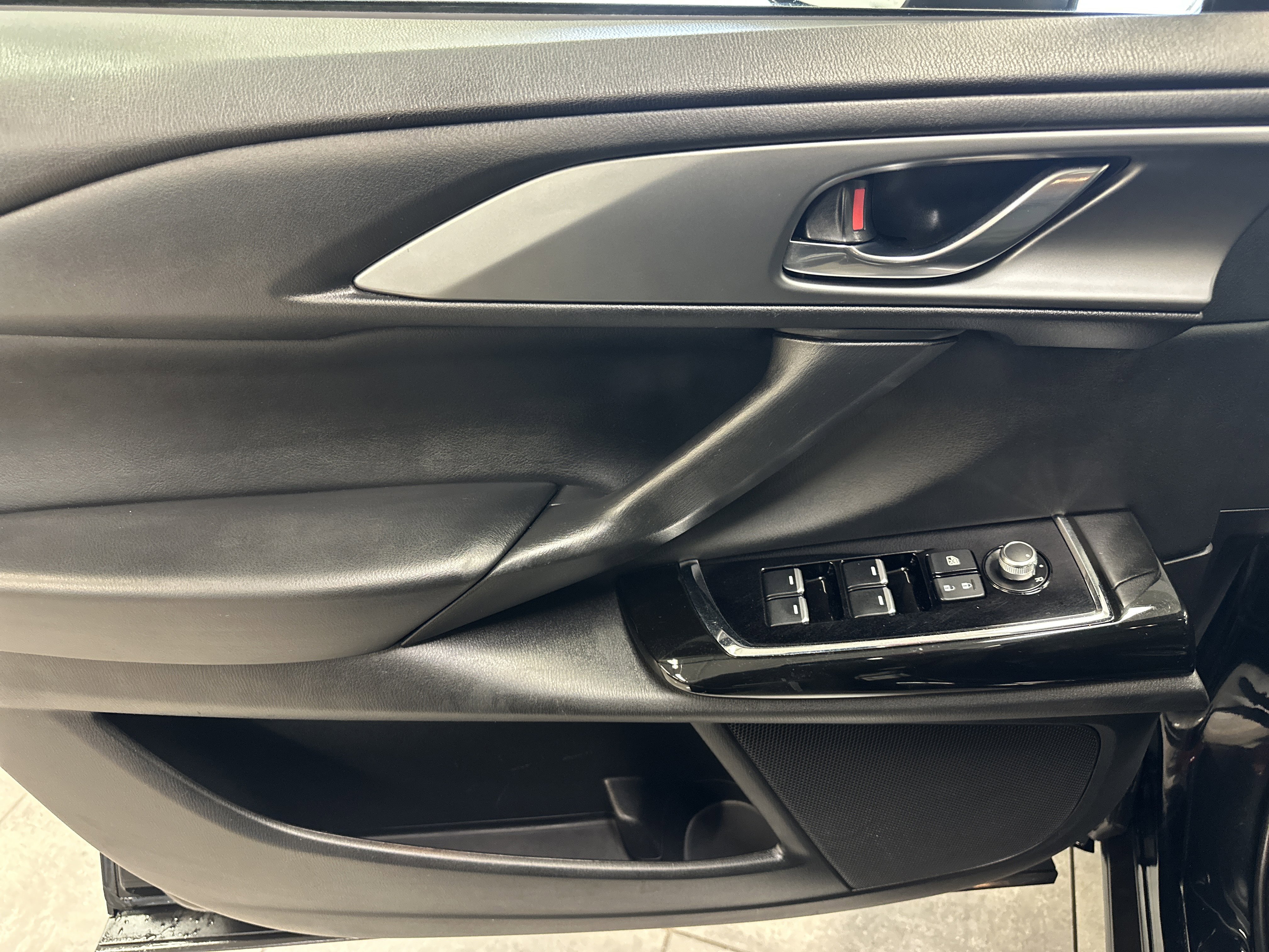 Used 2023 MAZDA CX-9 Touring Plus image 22