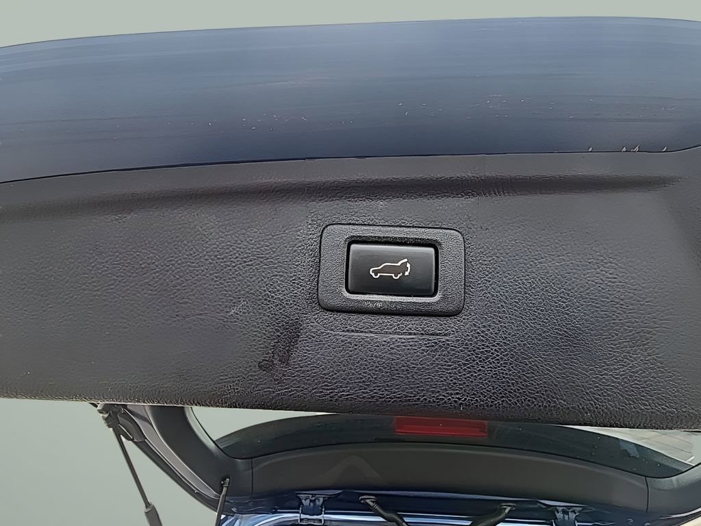 Used 2019 Subaru Outback 2.5i Limited w/ Protection Package #1 image 11