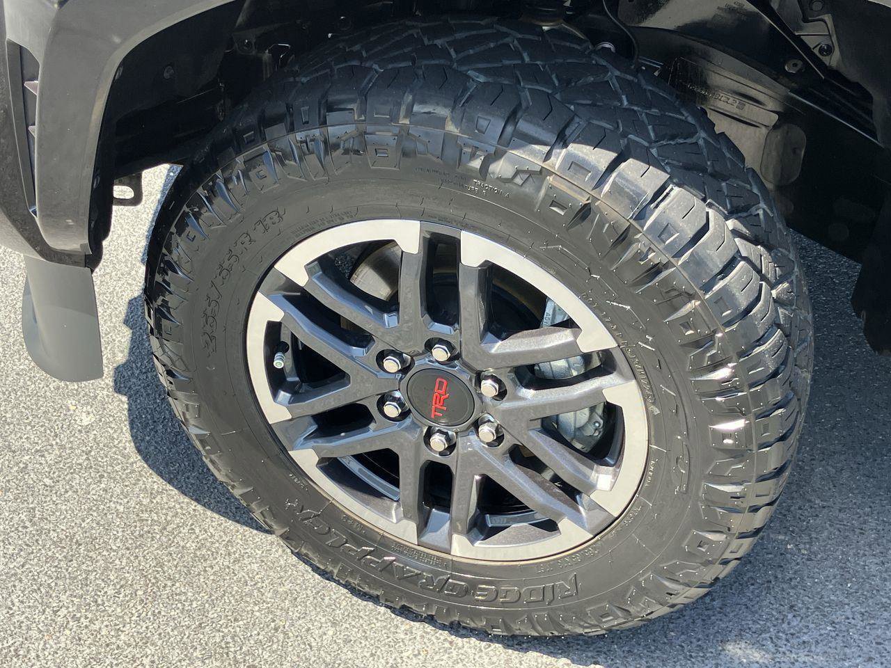 Used 2024 Toyota Tacoma TRD Sport image 9