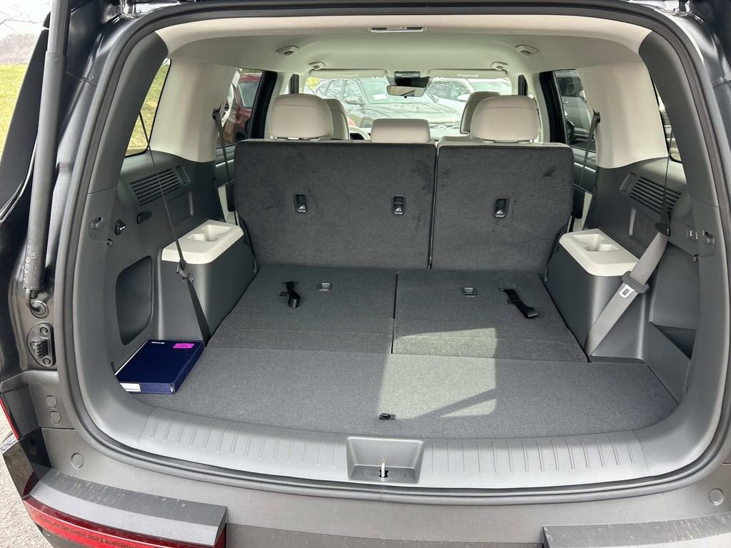 New 2026 Hyundai Santa Fe SE image 13