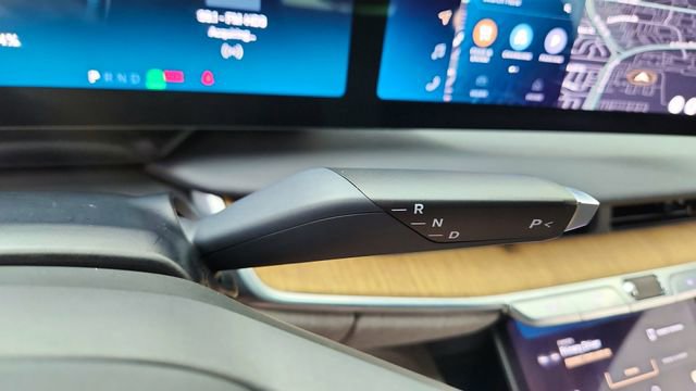 Used 2024 Lucid Air Pure RWD image 45