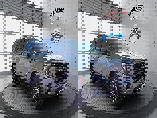 Used 2024 GMC Yukon AT4 w/ Technology Package image 1