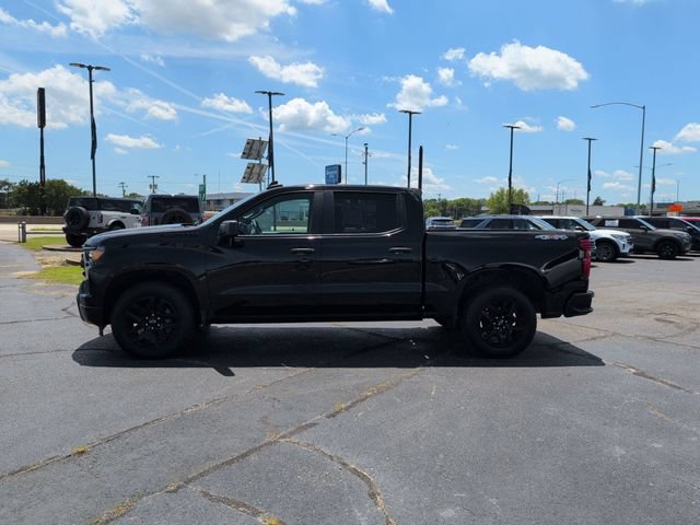 Used 2023 Chevrolet Silverado 1500 Custom w/ LPO, Dark Essentials Package AWD/4WD image 4