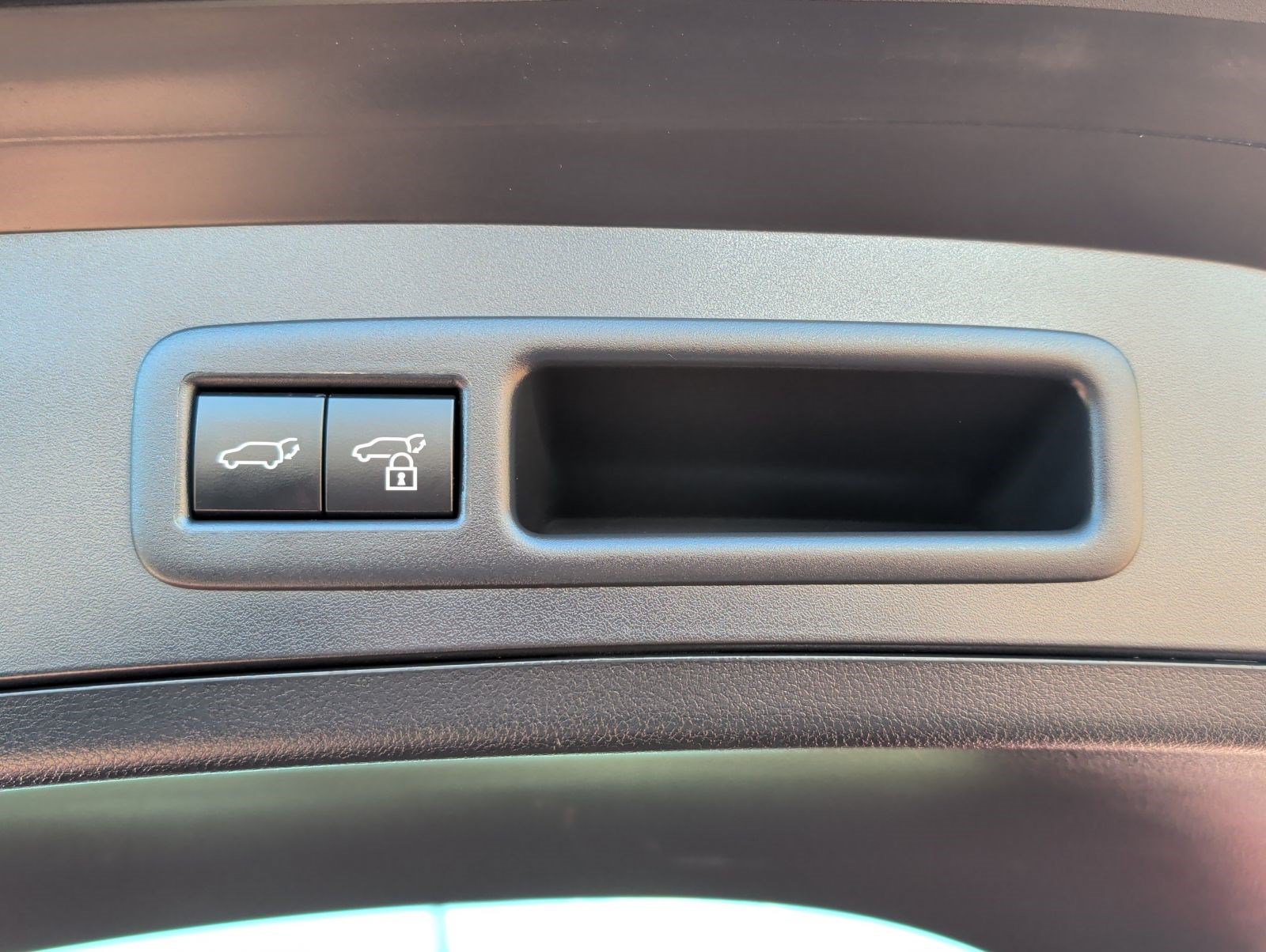 Used 2023 Lexus UX 250h F Sport w/ Accessory Package (A2) FWD image 29