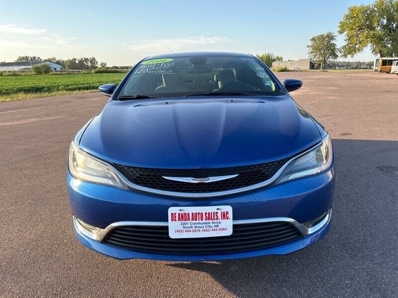 Used 2016 Chrysler 200 Limited FWD image 8