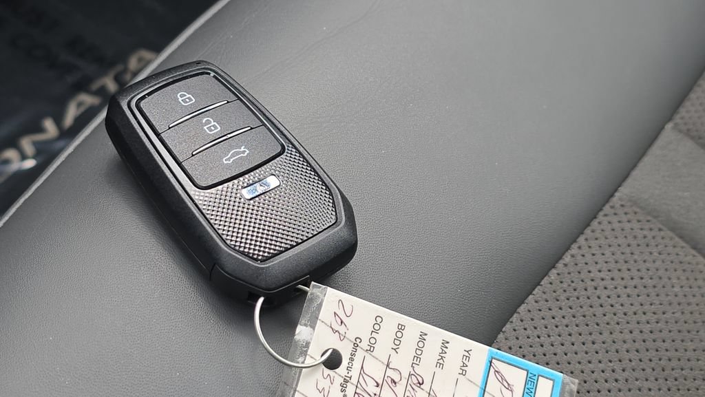 Used 2023 Hyundai Sonata SEL Plus FWD image 29