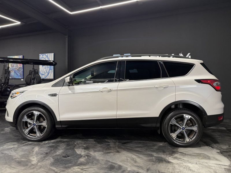 Used 2018 Ford Escape SEL FWD image 8