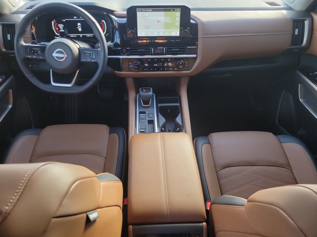 Used 2025 Nissan Pathfinder Platinum w/ Cargo Package image 12