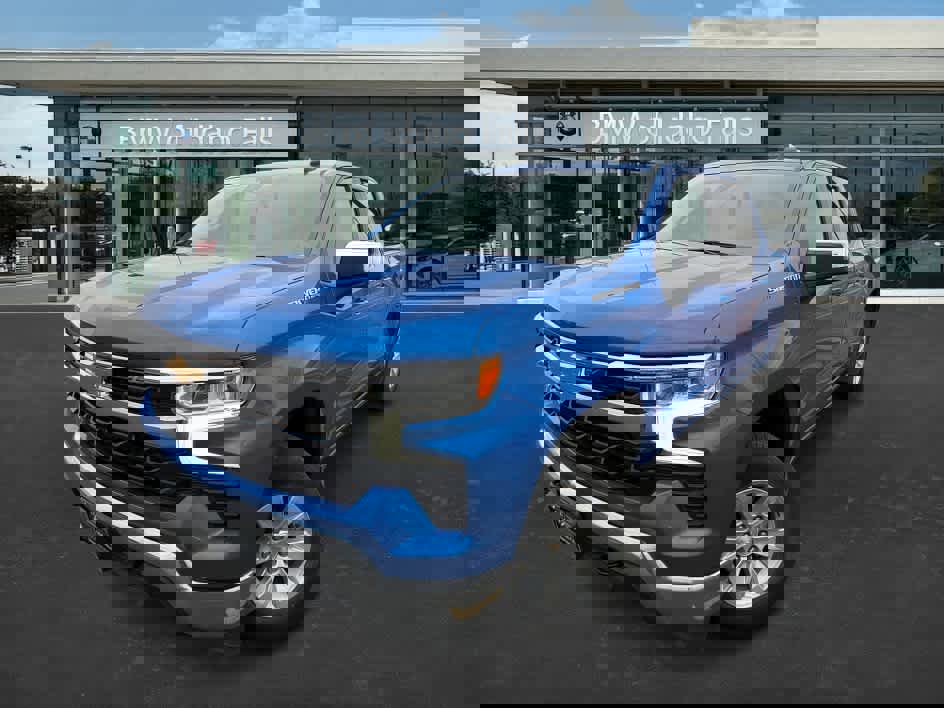 Used 2025 Chevrolet Silverado 1500 LT image 4