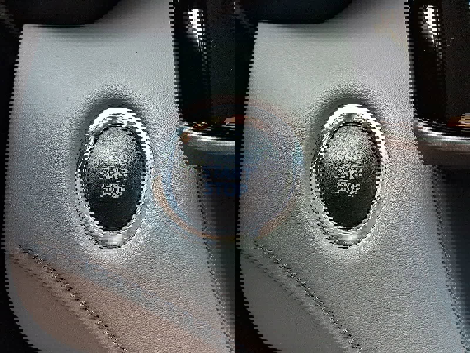 Used 2022 Toyota Highlander LE image 27