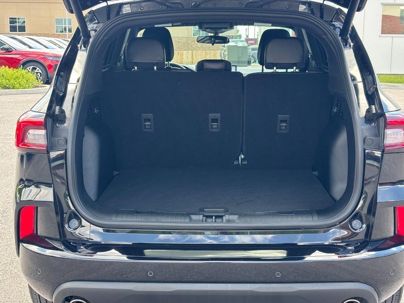 Used 2024 Ford Escape ST-Line w/ Tech Pack #1 AWD/4WD image 9