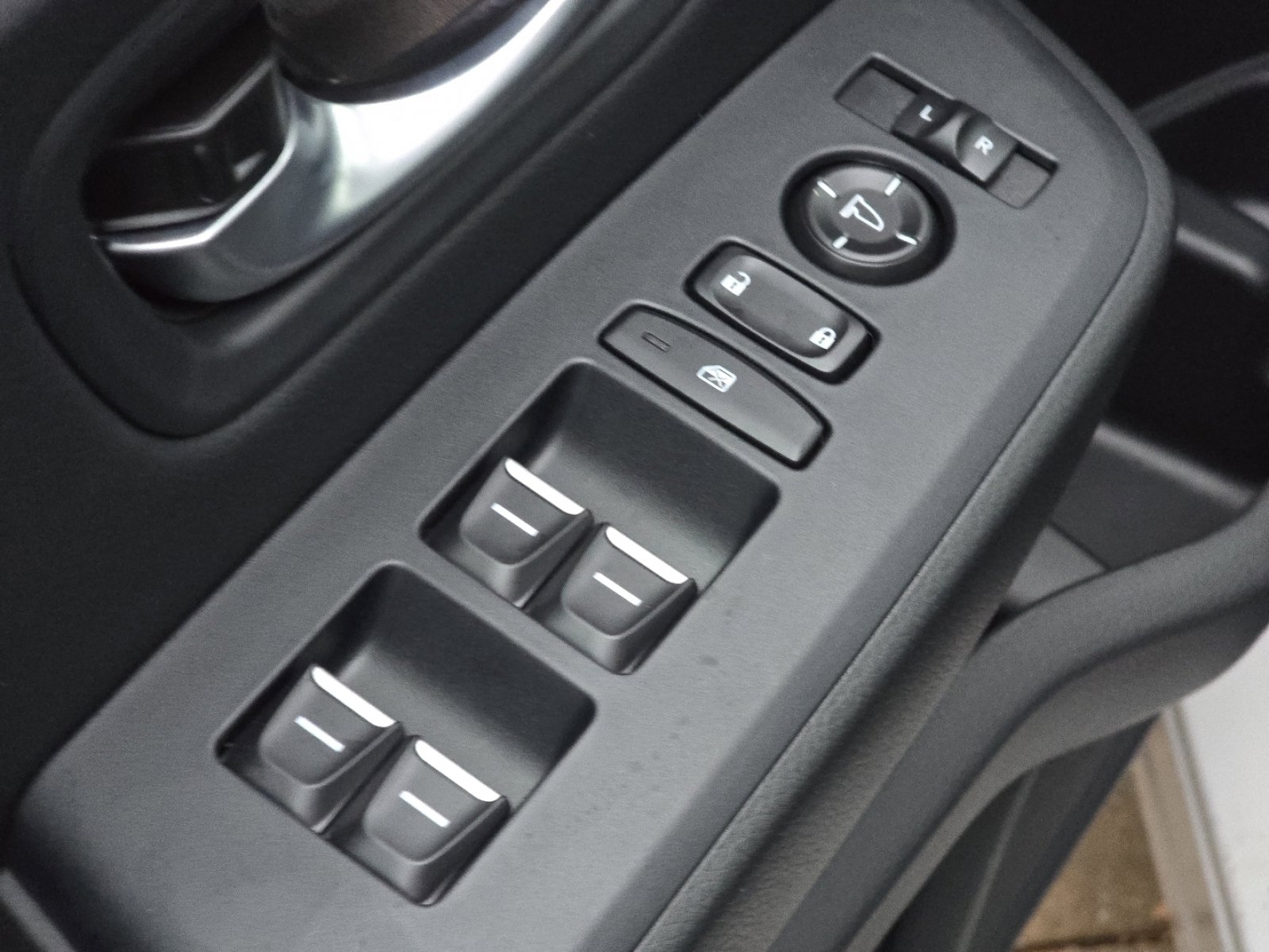 New 2025 Honda Pilot Touring image 27