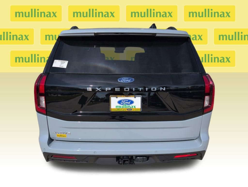 New 2026 Ford Expedition Active image 25