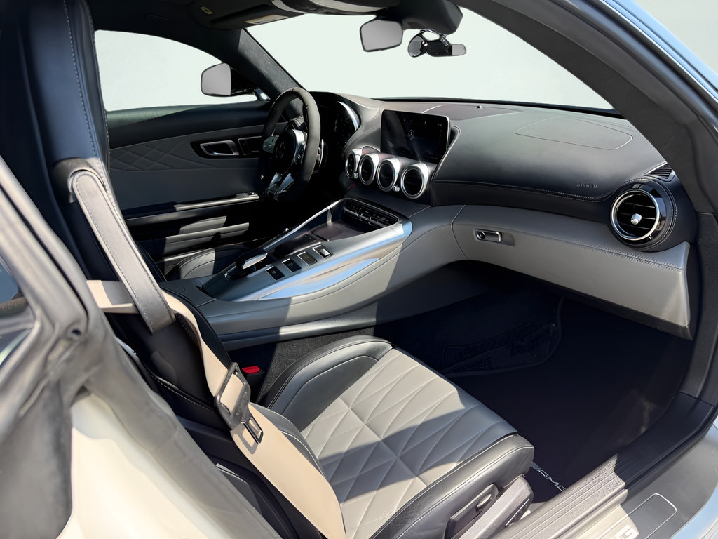 Used 2020 Mercedes-Benz AMG GT C image 26