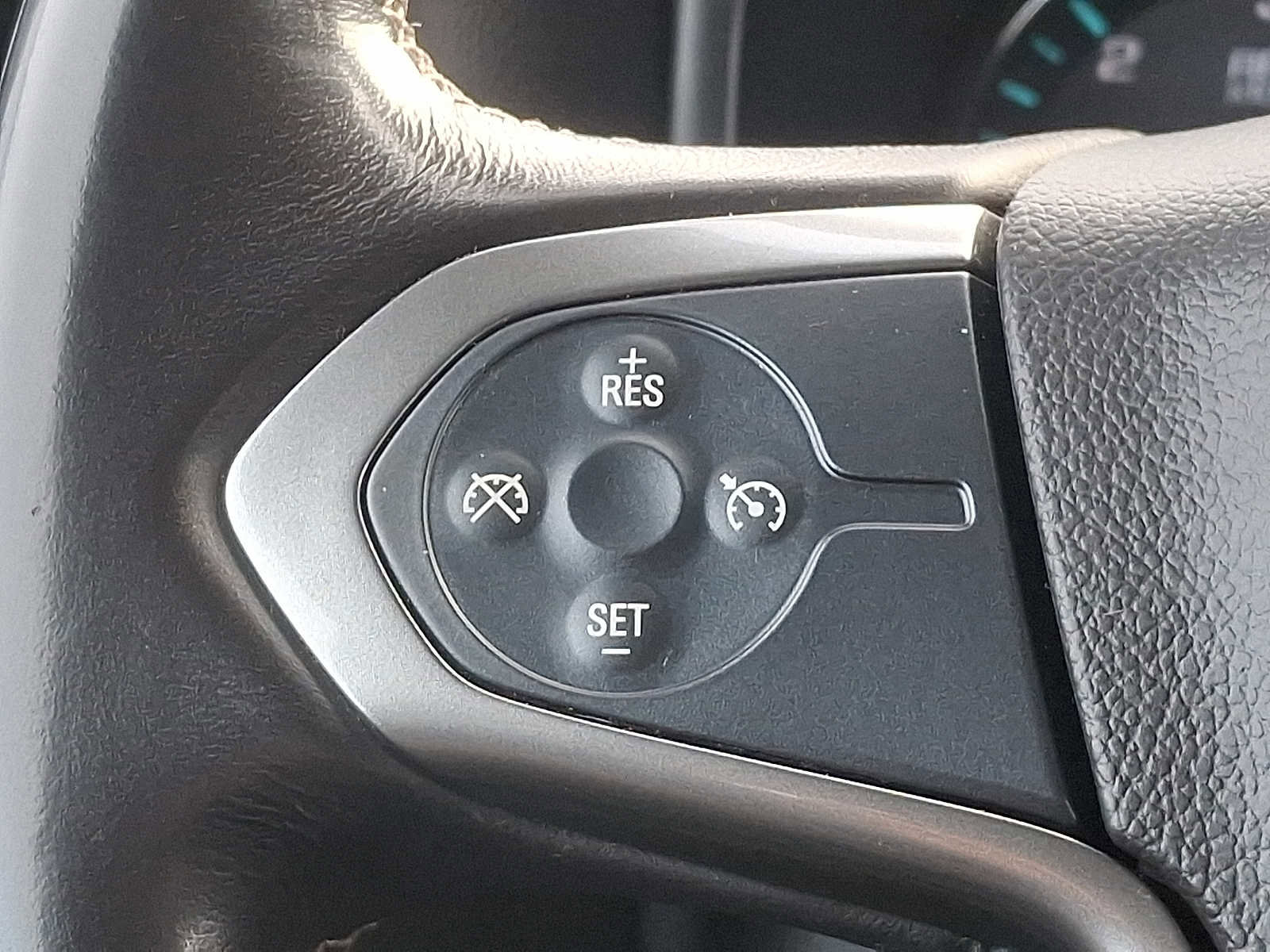 Used 2018 Chevrolet Silverado 1500 LT w/ All Star Edition image 19