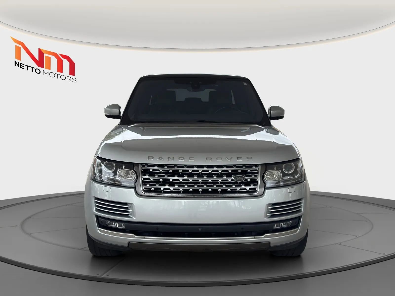 Used 2017 Land Rover Range Rover HSE image 10