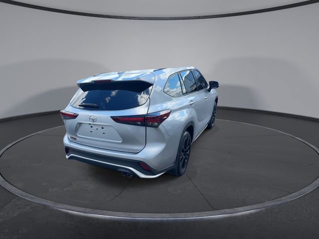 Used 2024 Toyota Highlander XSE image 17