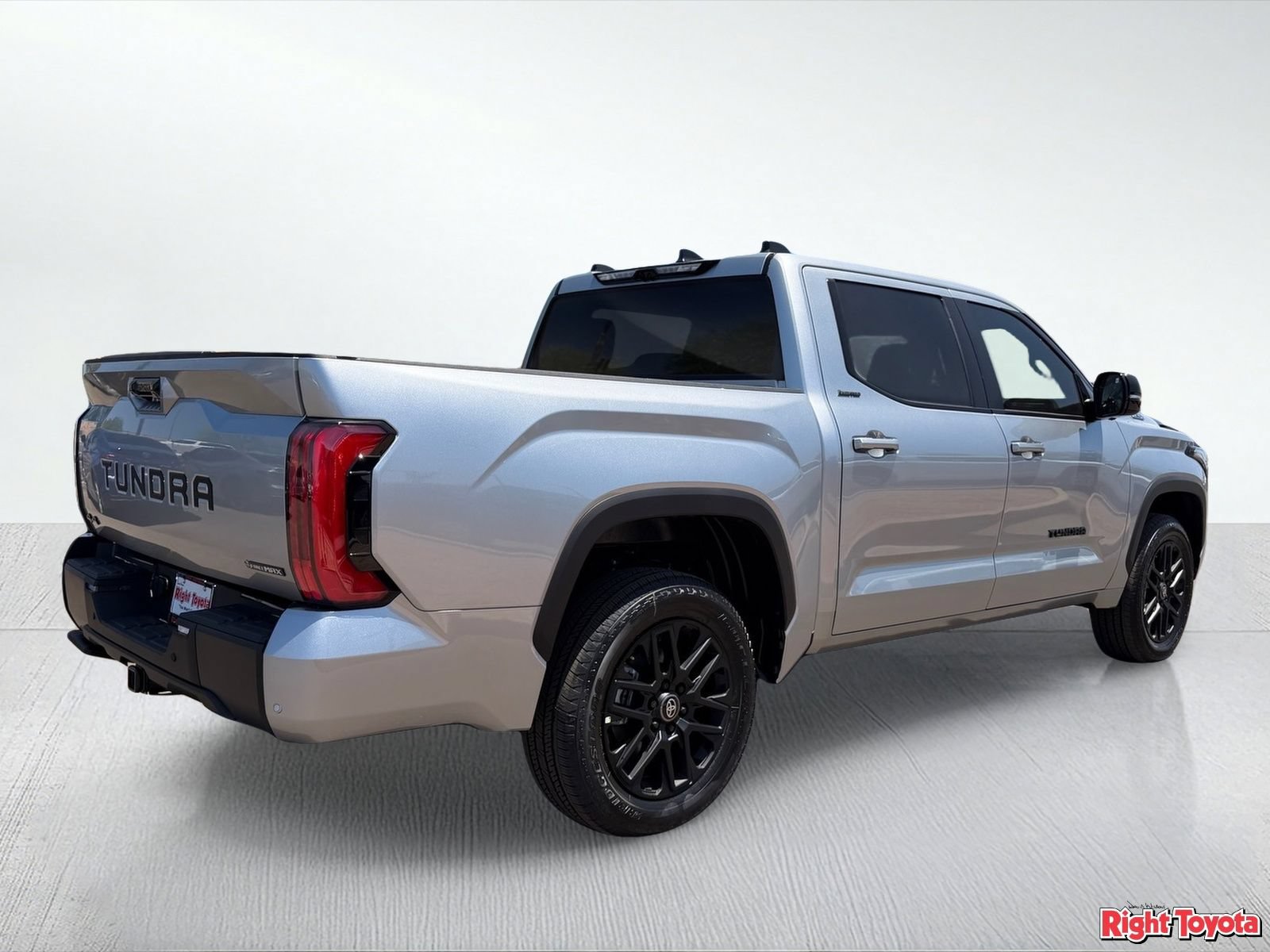 New 2026 Toyota Tundra Limited w/ Limited PVM Package AWD/4WD image 9