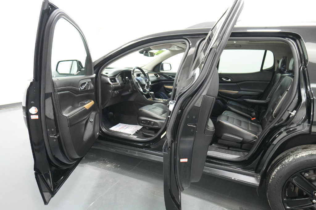Used 2019 GMC Acadia Denali w/ Technology Package AWD/4WD image 27