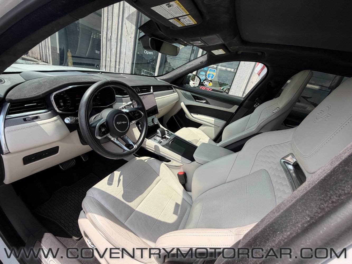 Used 2021 Jaguar F-PACE SVR AWD/4WD image 26