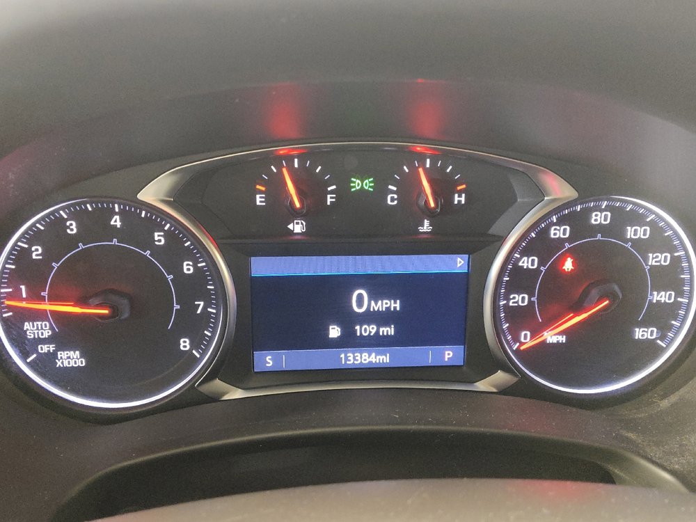 Used 2023 GMC Terrain SLT image 23