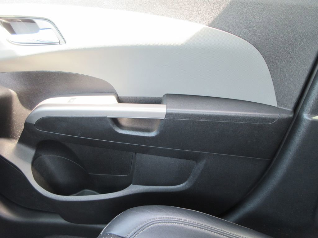 Certified 2017 Chevrolet Sonic Premier image 32