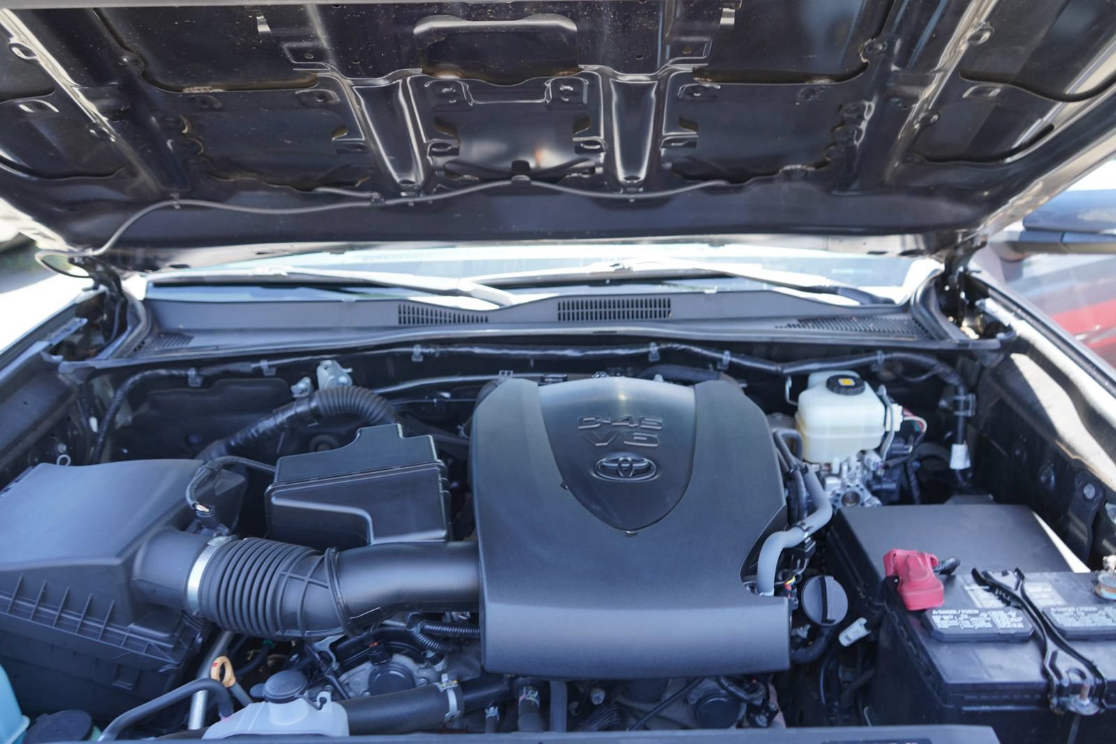 Used 2019 Toyota Tacoma TRD Off-Road AWD/4WD image 23