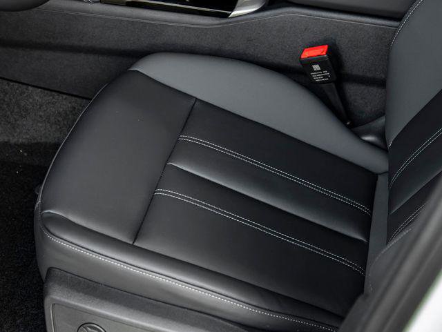 Certified 2025 Audi Q5 Premium Plus w/ Premium Plus image 14