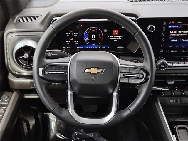 Used 2024 Chevrolet Colorado LT w/ LT Convenience Package image 32