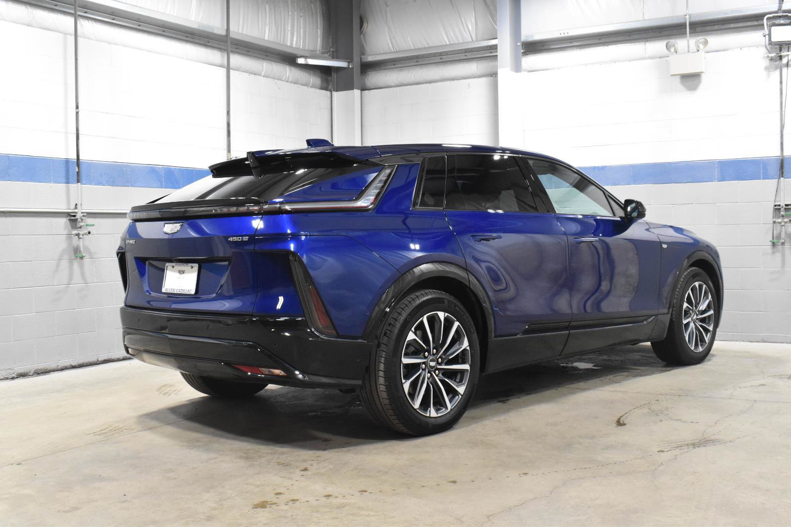 Certified 2024 Cadillac Lyriq Sport RWD image 25