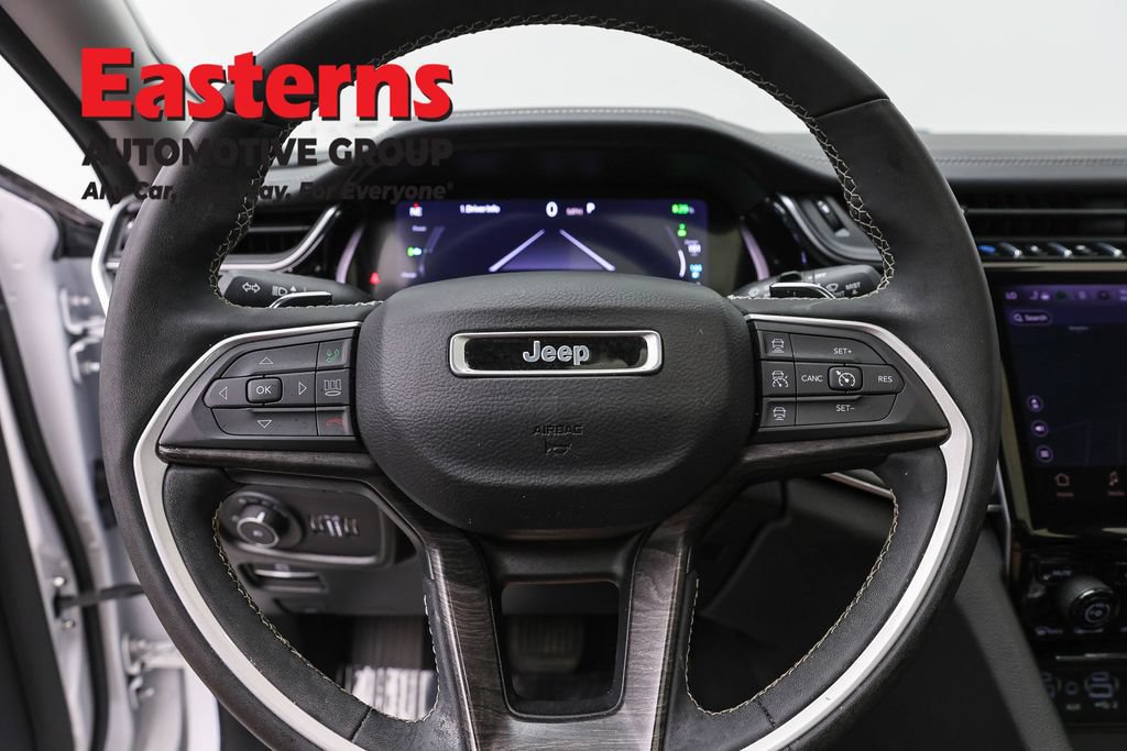 Used 2022 Jeep Grand Cherokee Limited 4xe w/ Luxury Tech Group II AWD/4WD image 10