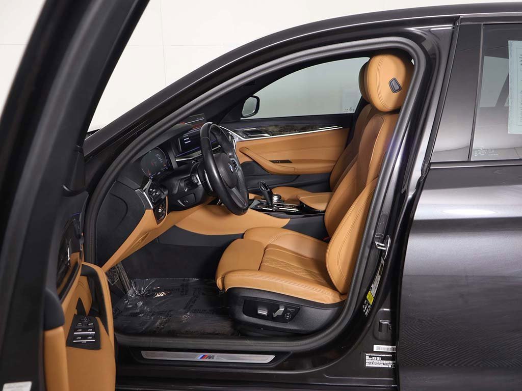 Used 2023 BMW 530i xDrive w/ M Sport Package image 29