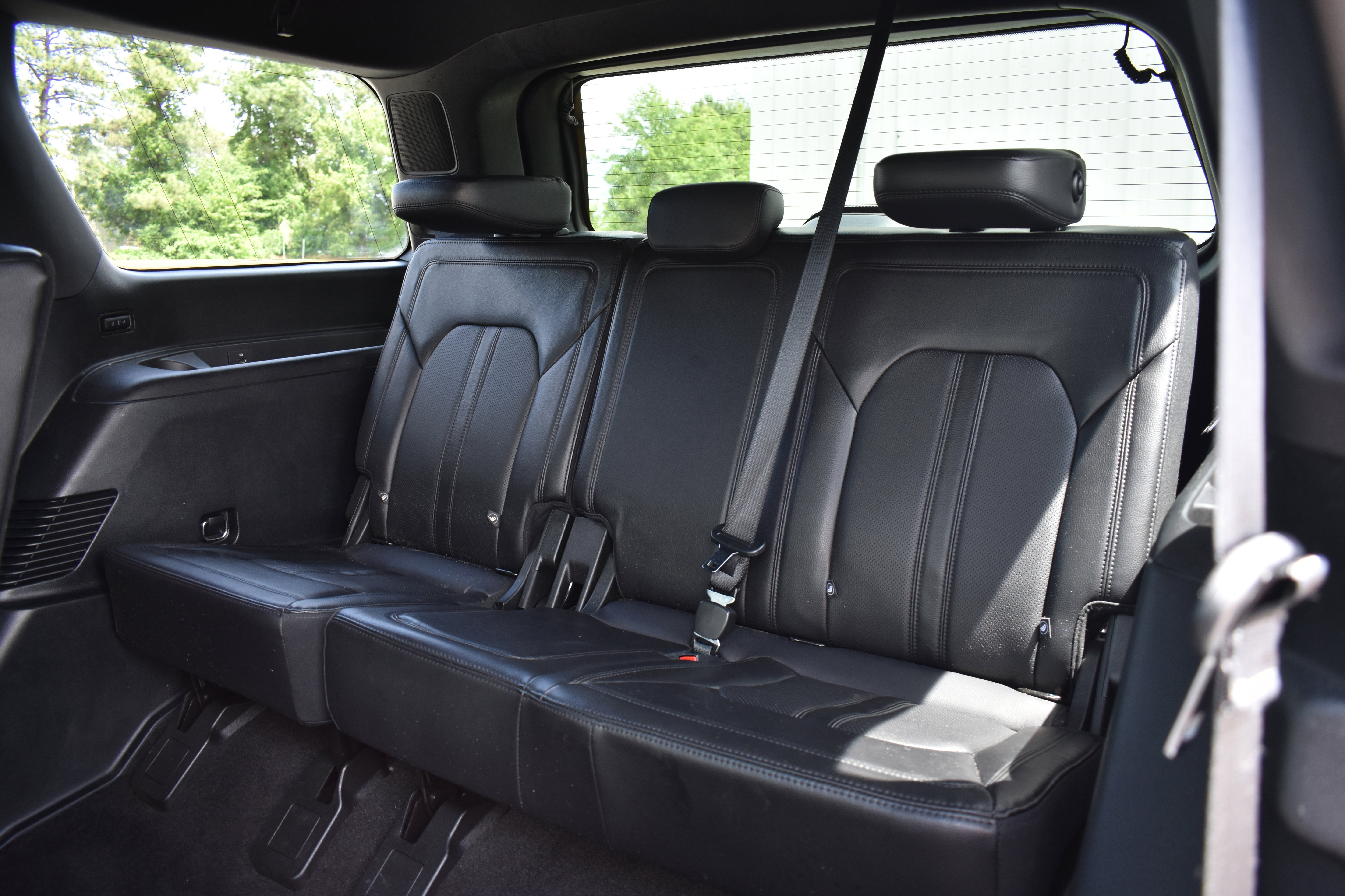 Used 2021 Ford Expedition Limited AWD/4WD image 28