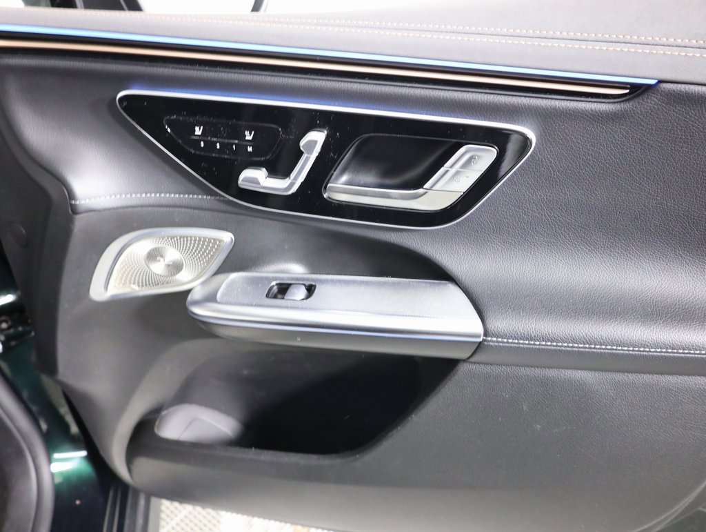 Used 2023 Mercedes-Benz EQE 500 4MATIC SUV w/ Pinnacle Trim Package image 49