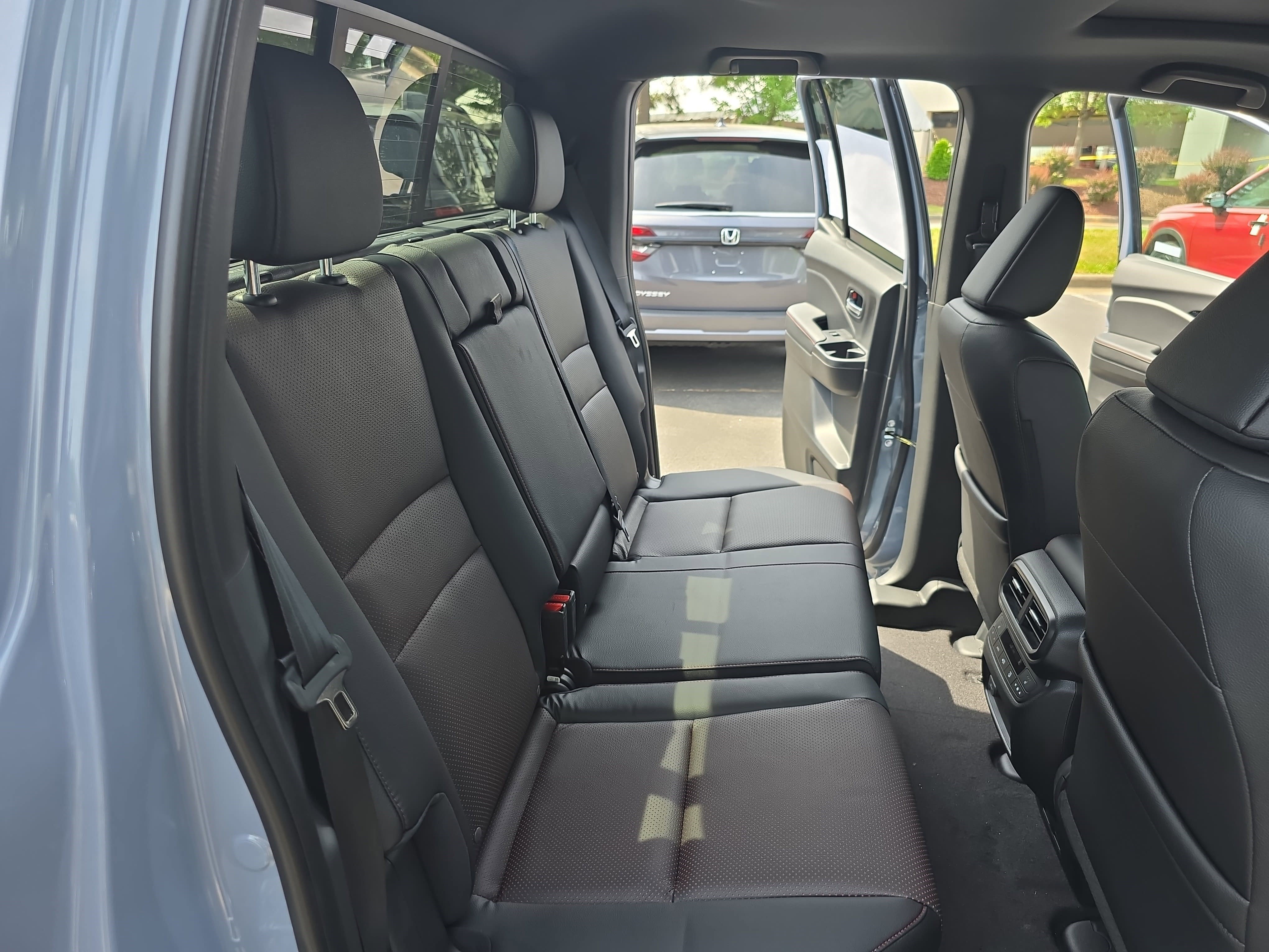 New 2026 Honda Ridgeline Black Edition image 12