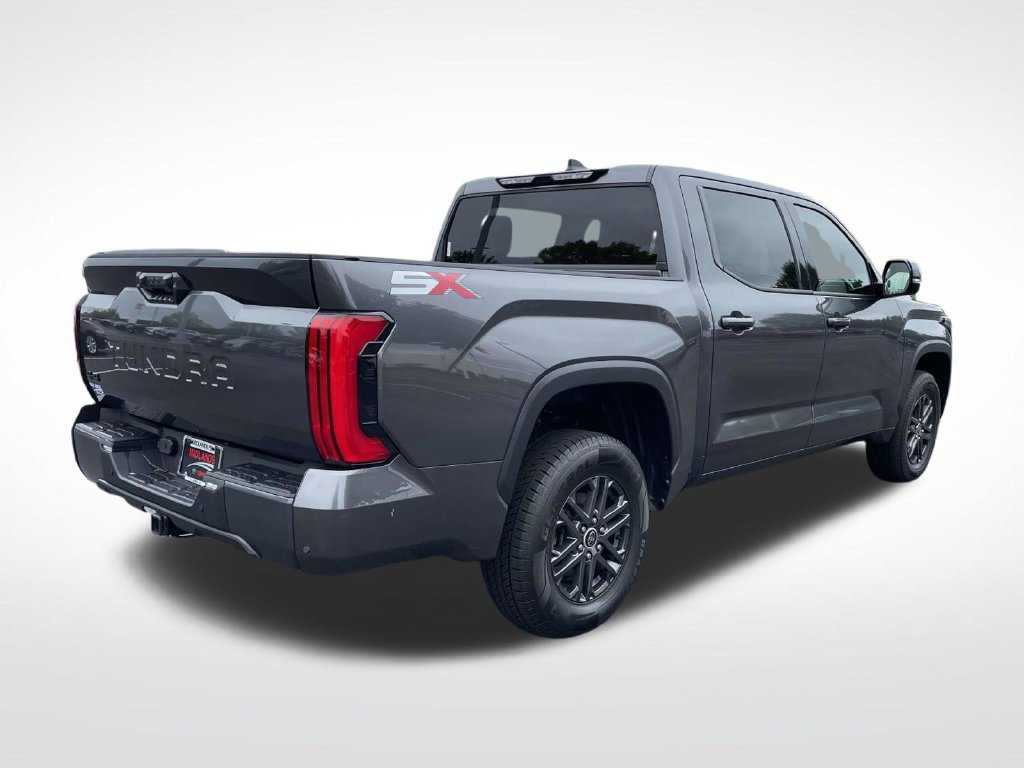 Used 2023 Toyota Tundra SR5 w/ SR5 Convenience Package AWD/4WD image 7