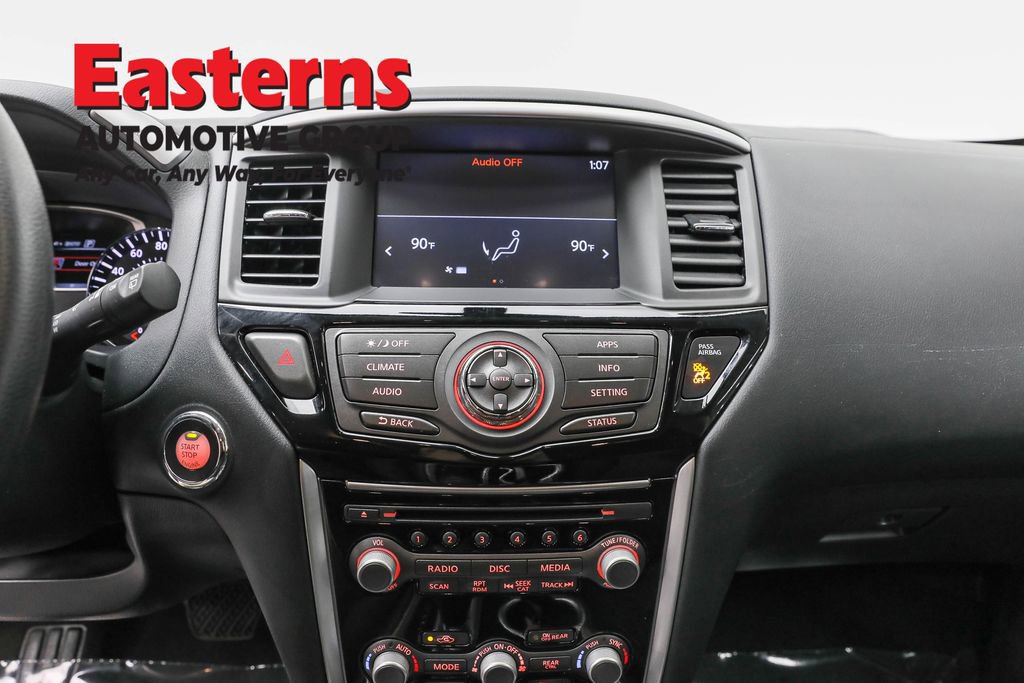 Used 2020 Nissan Pathfinder S image 12