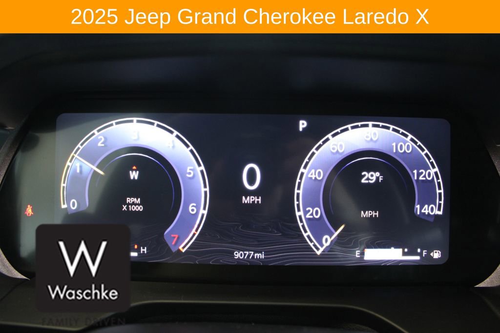 Used 2025 Jeep Grand Cherokee Laredo X w/ Trailer Tow Package AWD/4WD image 37