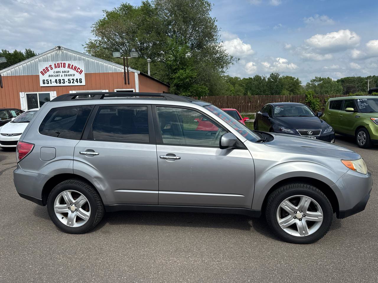 Used 2010 Subaru Forester 2.5X Limited AWD/4WD image 4