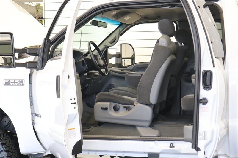 Used 2002 Ford F250 XLT AWD/4WD image 50